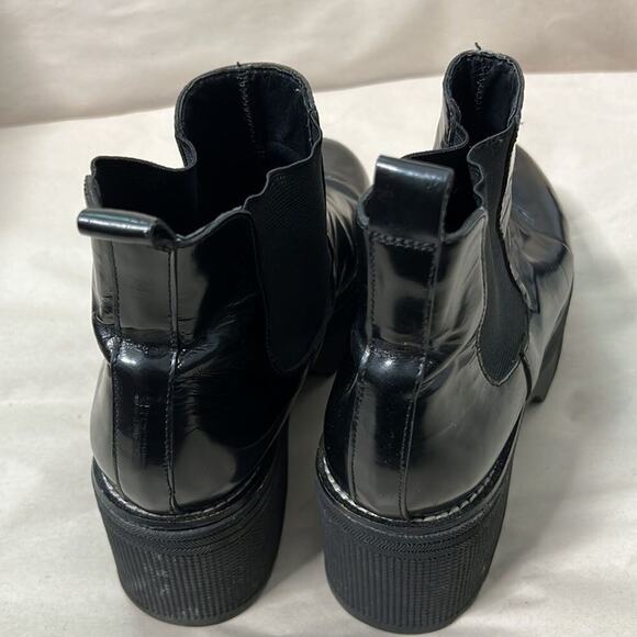 LEATHER ANKLE BOOTS  SIZE 8.5 - Picture 3 of 6